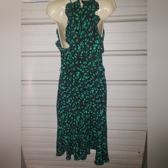 Size Medium Target Green Floral Print Sleeveless Halter Neck A Line Midi Dress - Picture 4 of 5